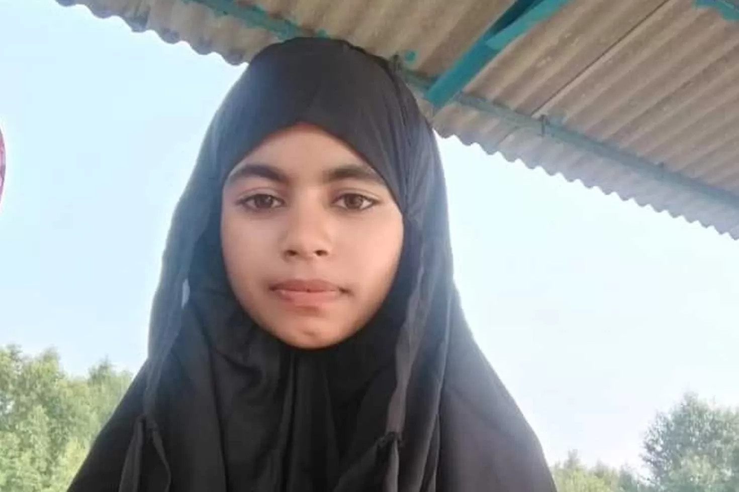 মাদ্রাসা-থেকে-ট্রলারে-টিকাকেন্দ্রে-গিয়ে-ছাত্রী-নিখোঁজ