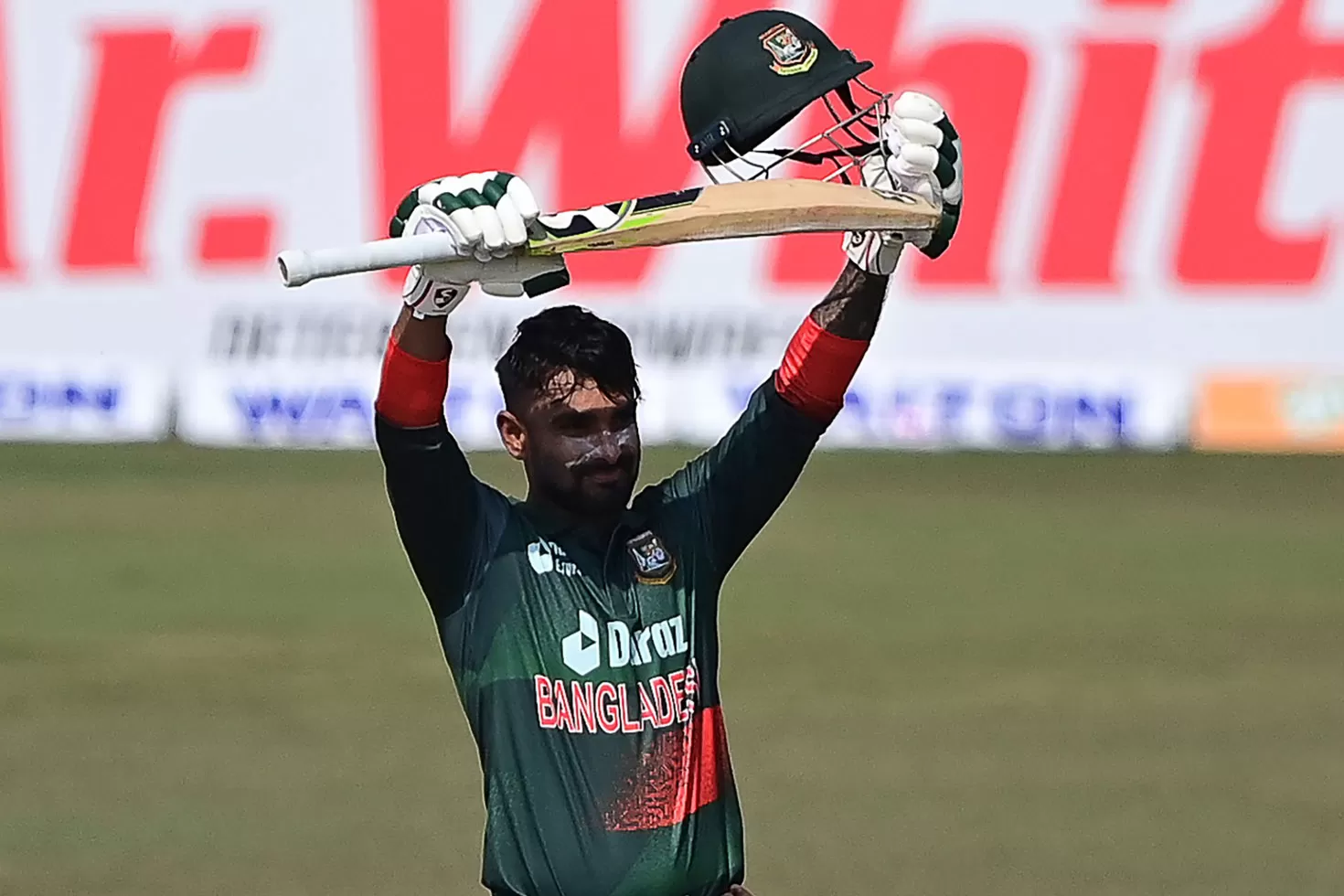 ধারাবাহিক লিটনের আরও একটি শতক