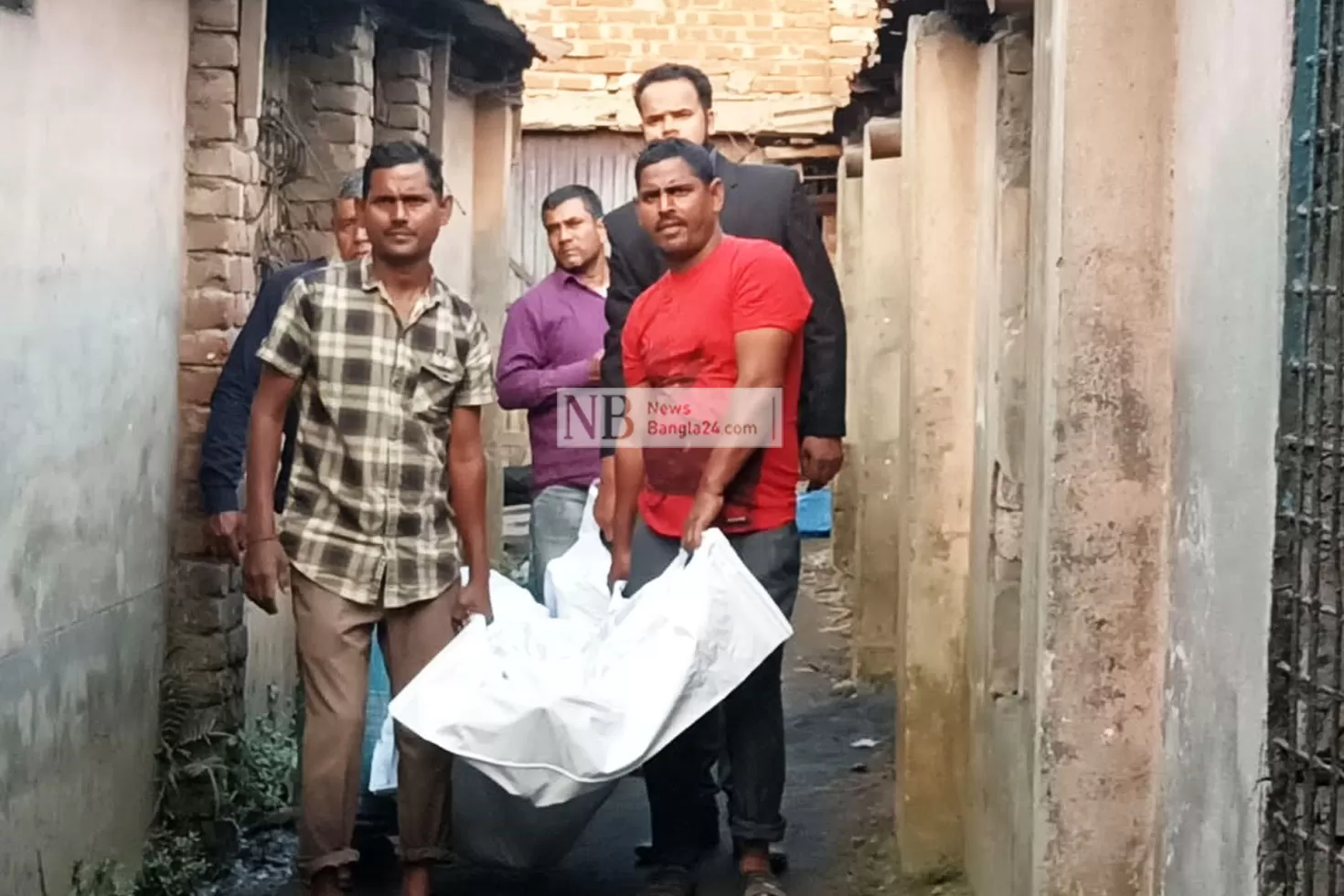 সেপটিক-ট্যাংকে-২-নৈশপ্রহরীর-মরদেহ