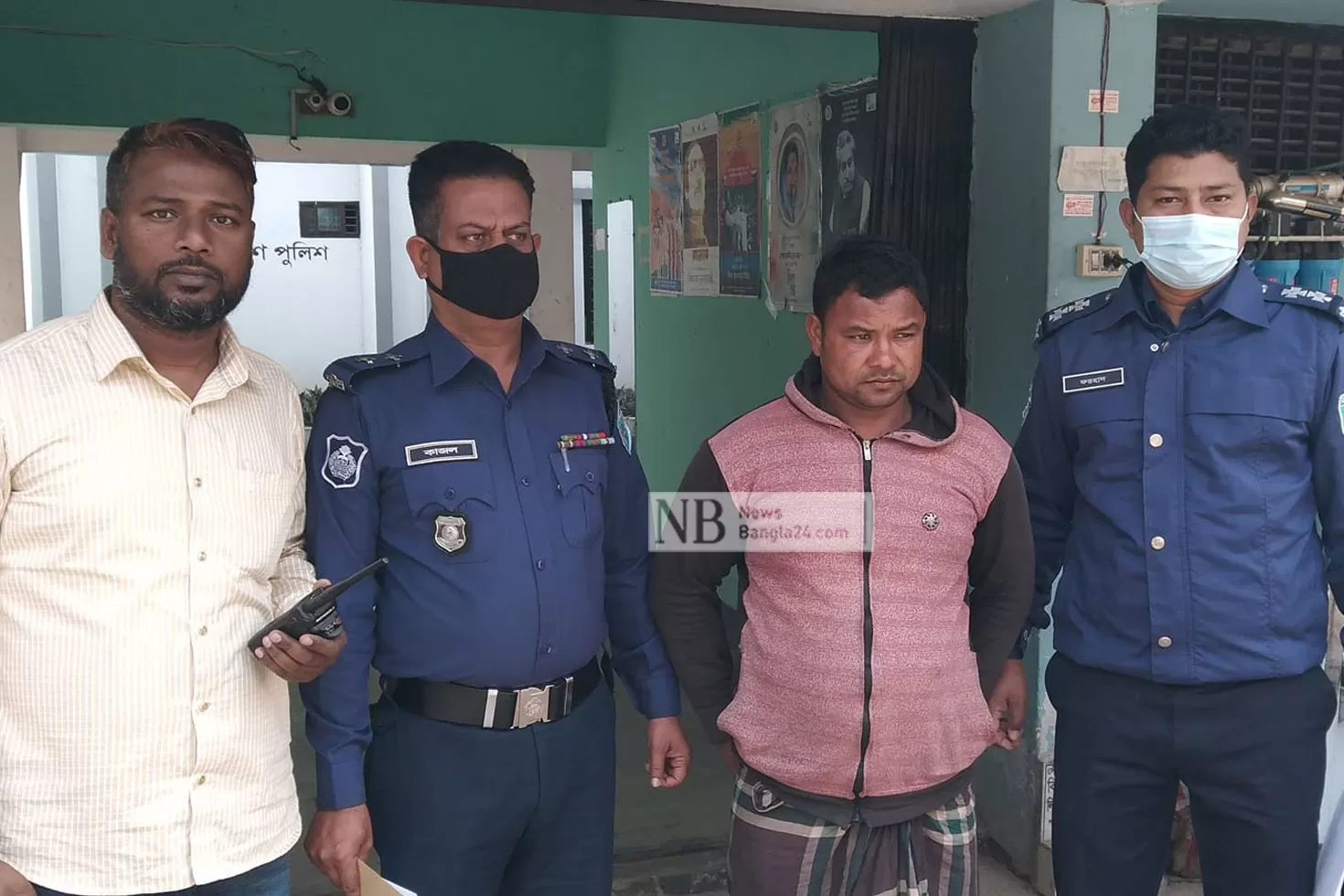 ট্রাক্টরের ধাক্কায় মোটরসাইকেল আরোহী নিহতের ঘটনায় চালক আটক
