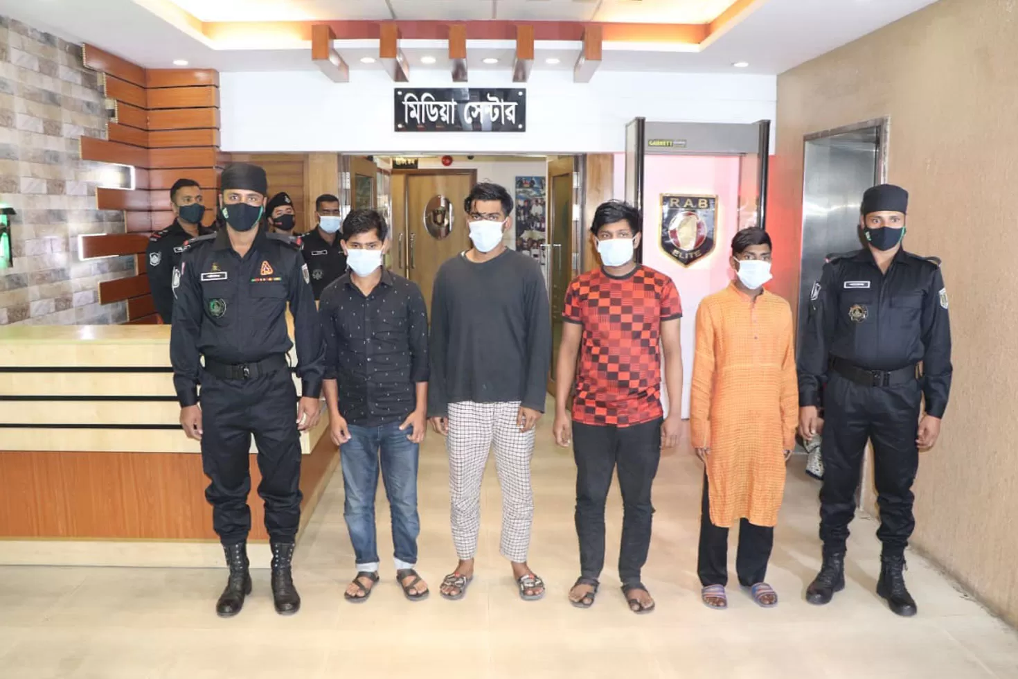 পল্লবীতে জাহিদ হত্যা ‘গাঁজা সেবন নিয়ে বিরোধে’