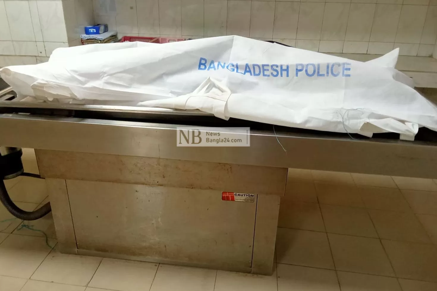 গলায় ওড়না প্যাঁচানো গৃহবধূর ঝুলন্ত মরদেহ উদ্ধার
