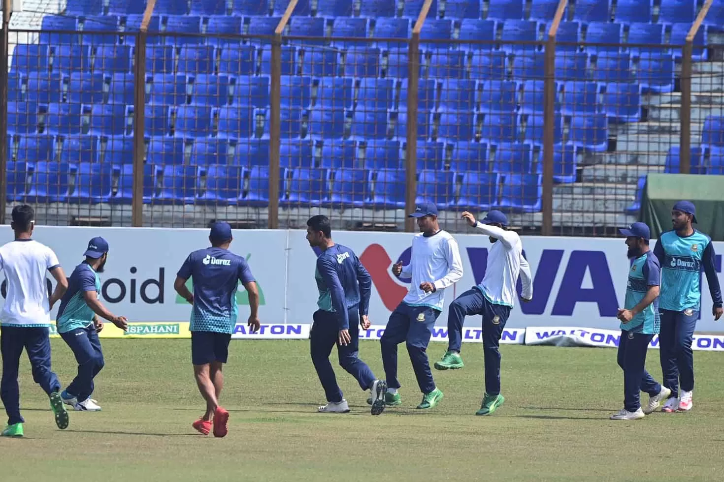 ‘ক্রিকেটাররা বিসিবিতে চাকরি করেন না, তারা এর অংশ’