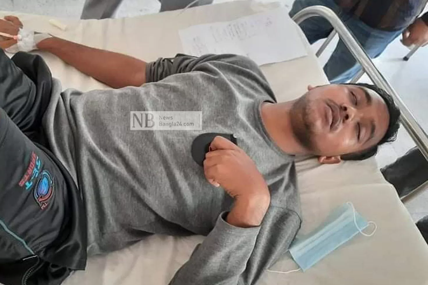 ছাত্রলীগ-না-করায়-শিক্ষার্থীকে-মারধর