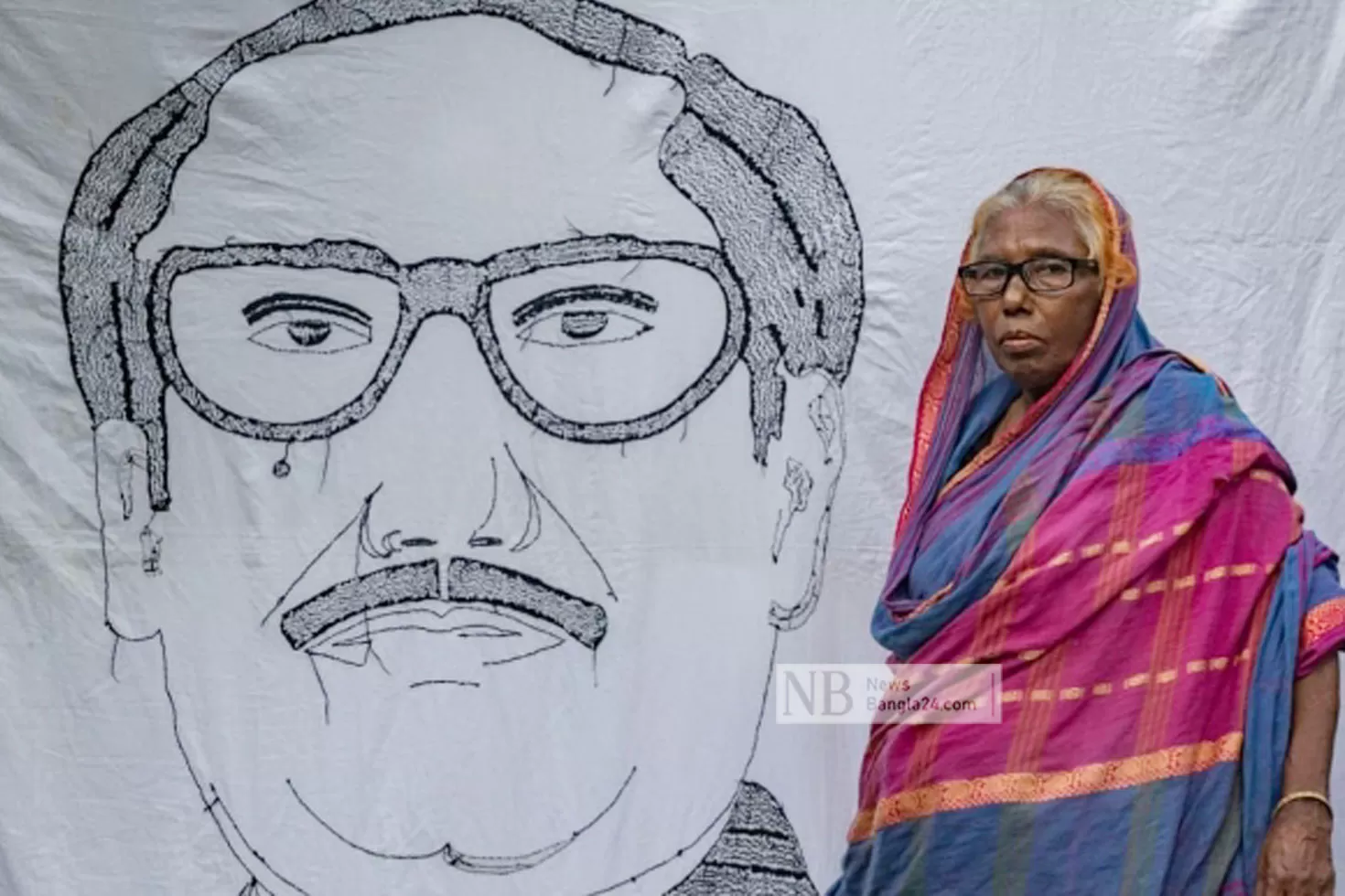 বীরাঙ্গনার-স্বীকৃতি-নয়-চান-প্রধানমন্ত্রীর-হাতে-বঙ্গবন্ধুর-শিল্পকর্ম-তুলে-দিতে