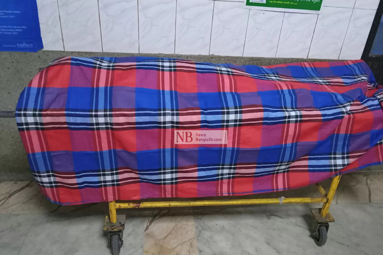 যাত্রাবাড়ীতে-ফ্লাইওভারের-ঢালে-গাড়ির-ধাক্কায়-একজন-নিহত