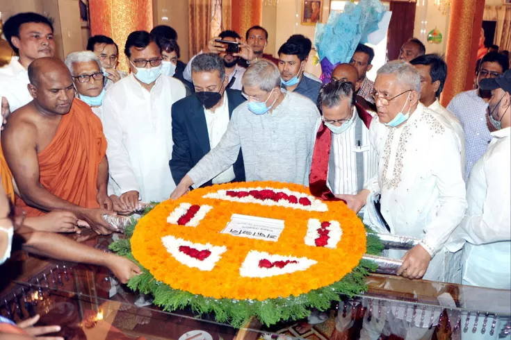 ধর্ম-আলাদা-হতে-পারে-কিন্তু-আমরা-সবাই-বাংলাদেশি-ফখরুল