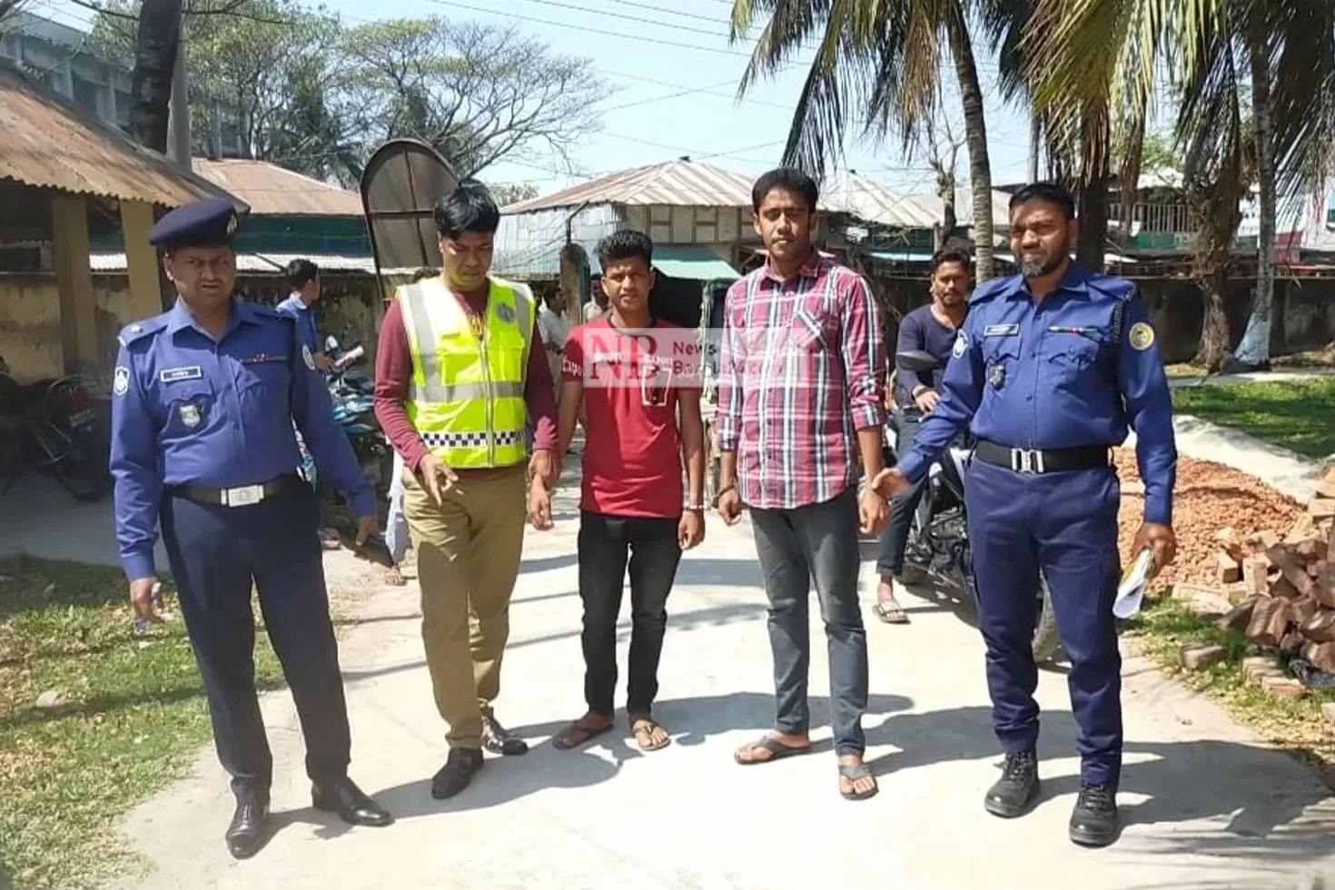 দুই-জলদস্যু-রিমান্ডে