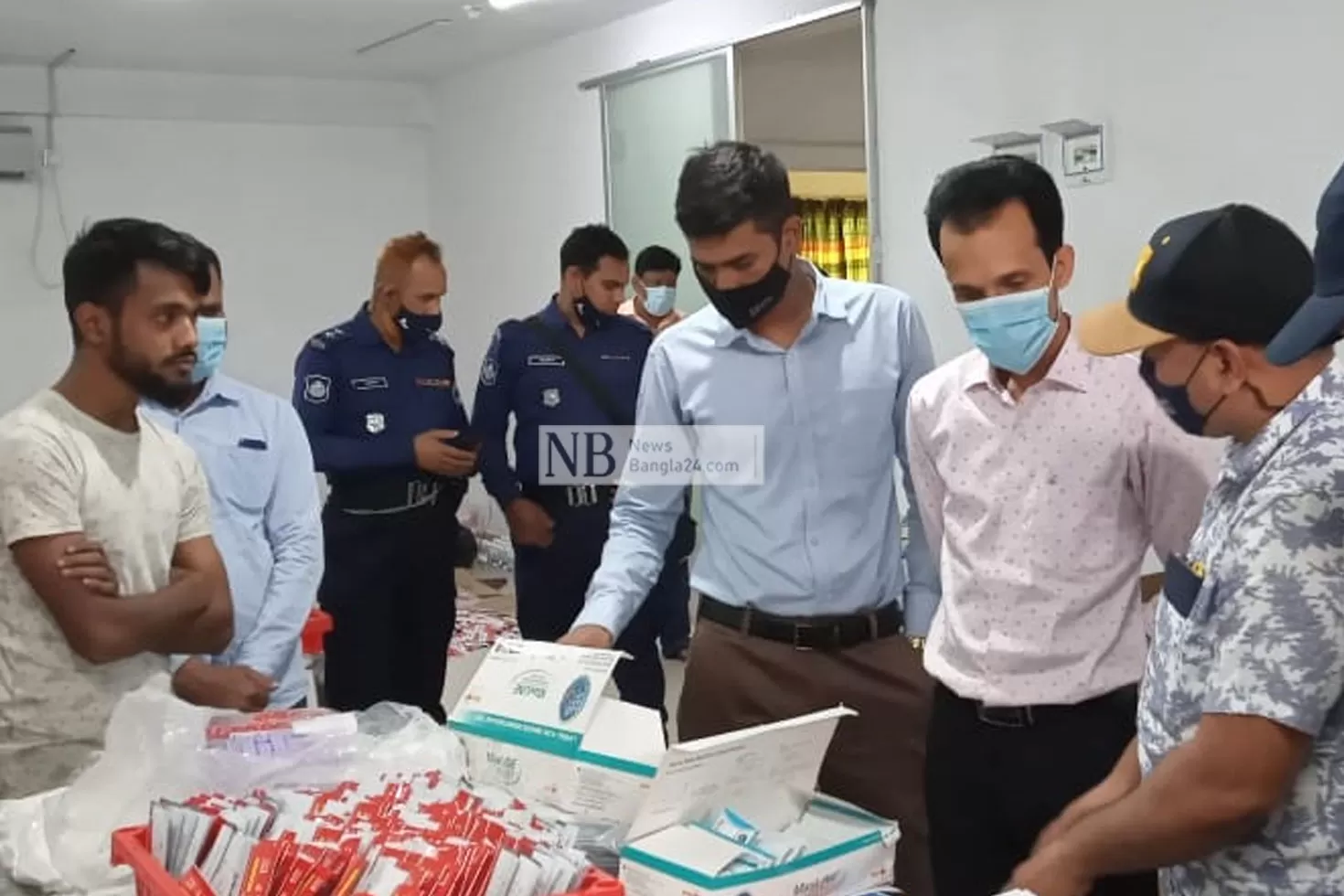 অনুমোদনহীন-৬০-হাজার-প্রেগন্যান্সি-টেস্টিং-কিট-জব্দ