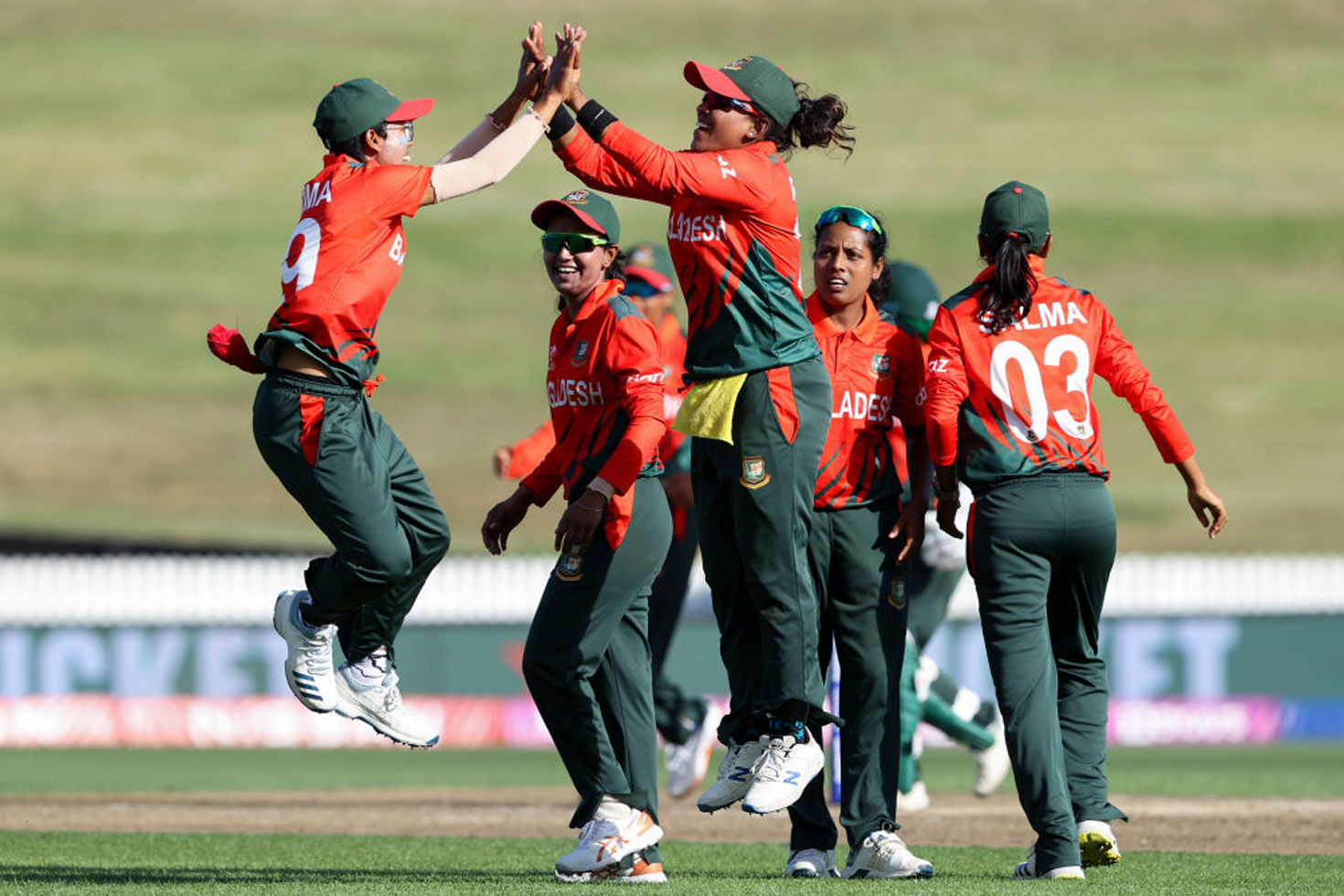 পাকিস্তানকে হারিয়ে বিশ্বকাপে  বাংলাদেশের প্রথম জয়