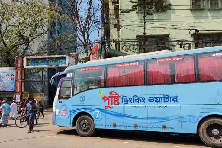 বউ-উদ্ধারের-টাকা-না-পেয়ে-বাস-আটক-ছাত্রলীগকর্মীর-