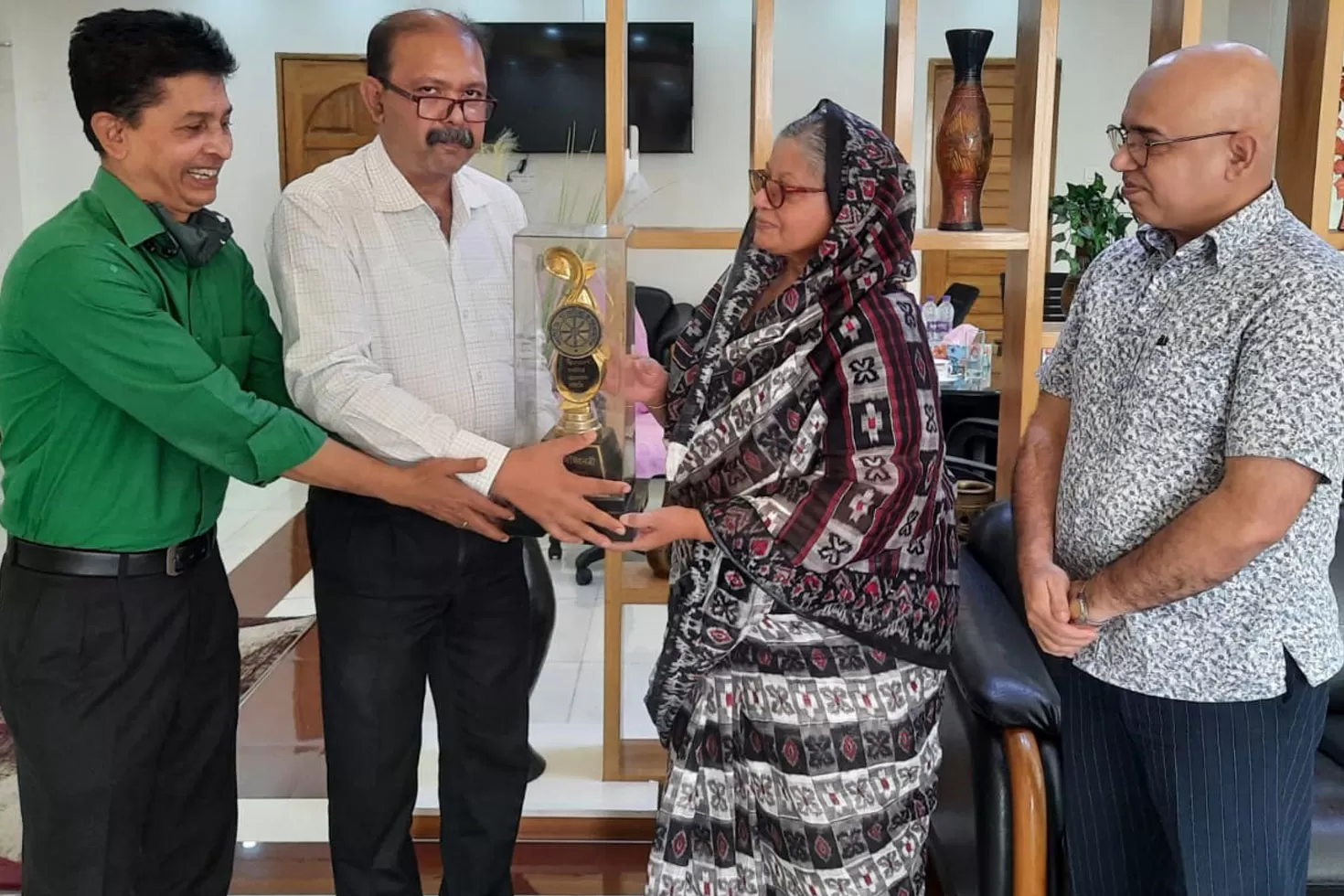 ডলি জহুরের পুরস্কার ও তথ্যচিত্র পাওয়া যাবে ফিল্ম আর্কাইভে