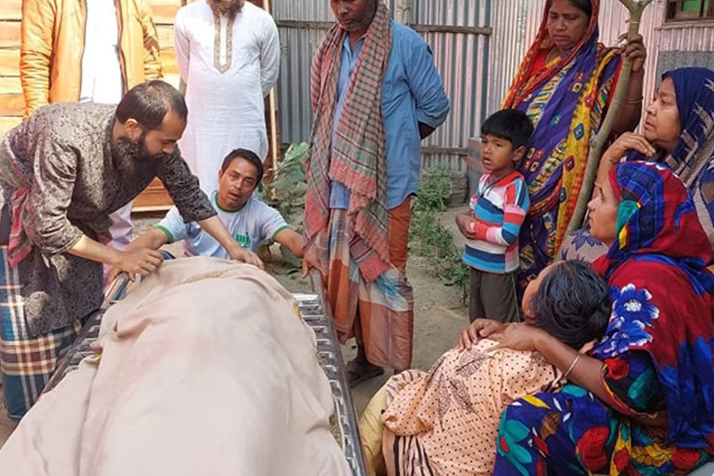 ছেলের-অভিযোগে-কাটা-ঘরে-বাবার-মরদেহ
