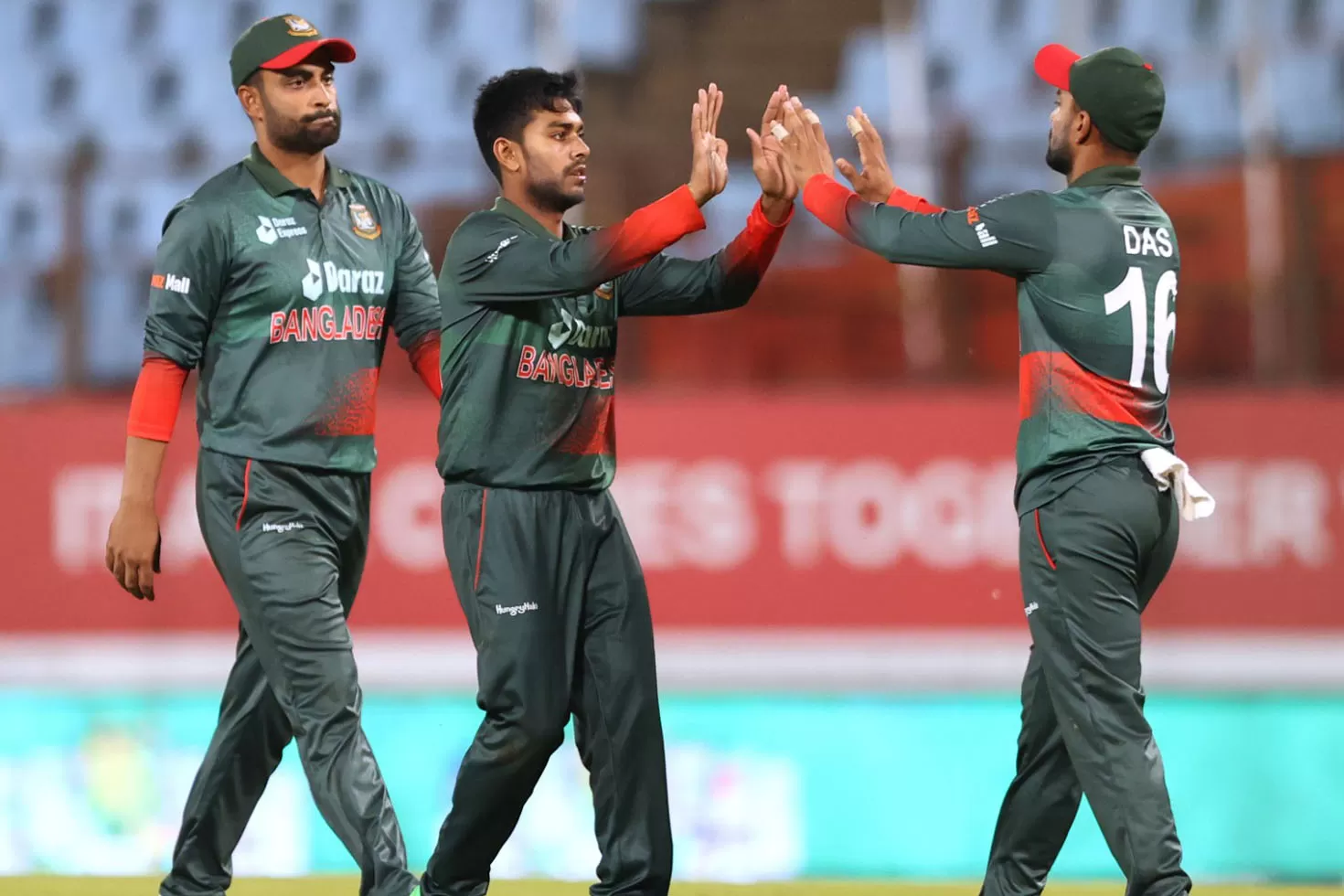 জয়ের-সুবাস-পাচ্ছে-বাংলাদেশ