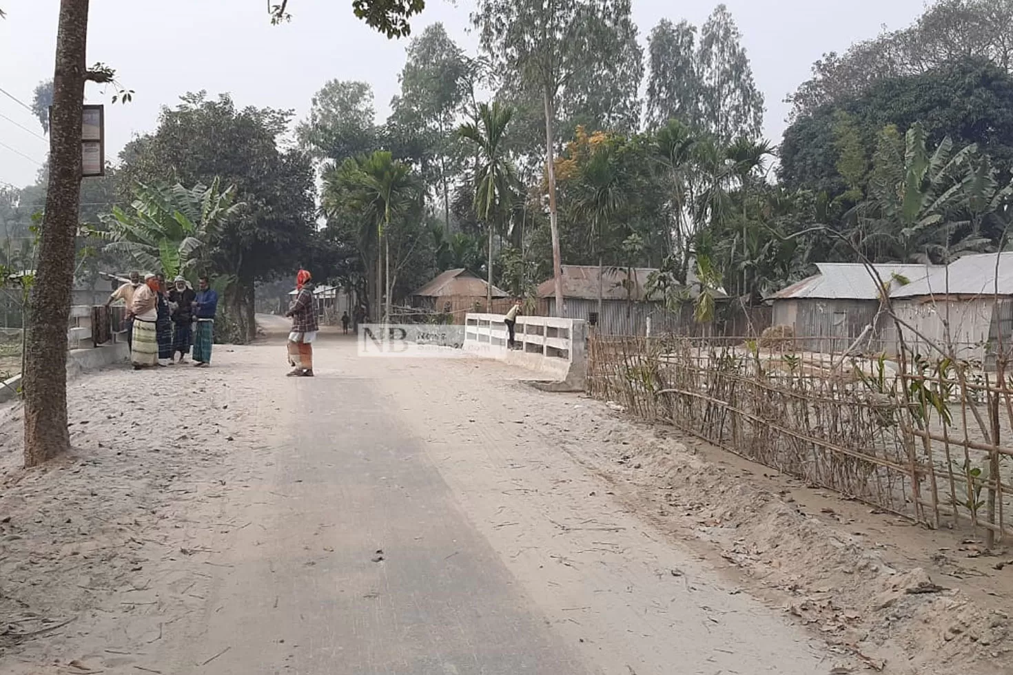 বাড়ির উঠানে মুখবন্ধ কালভার্ট, অপচয় ৩৫ লাখ টাকা