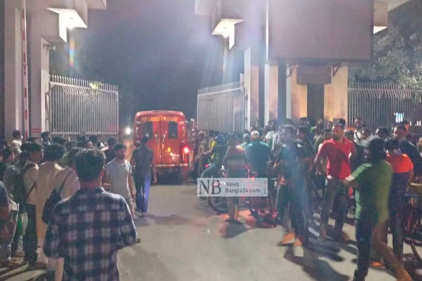 আড়াই-ঘণ্টা-পর-নিয়ন্ত্রণে-ডিইপিজেডের-আগুন-