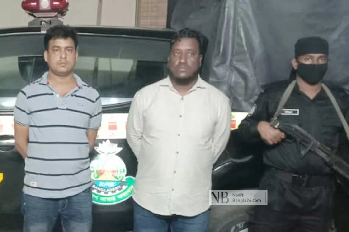 চট্টগ্রামে ফার্মেসিতে নকল ওষুধ, আটক ২