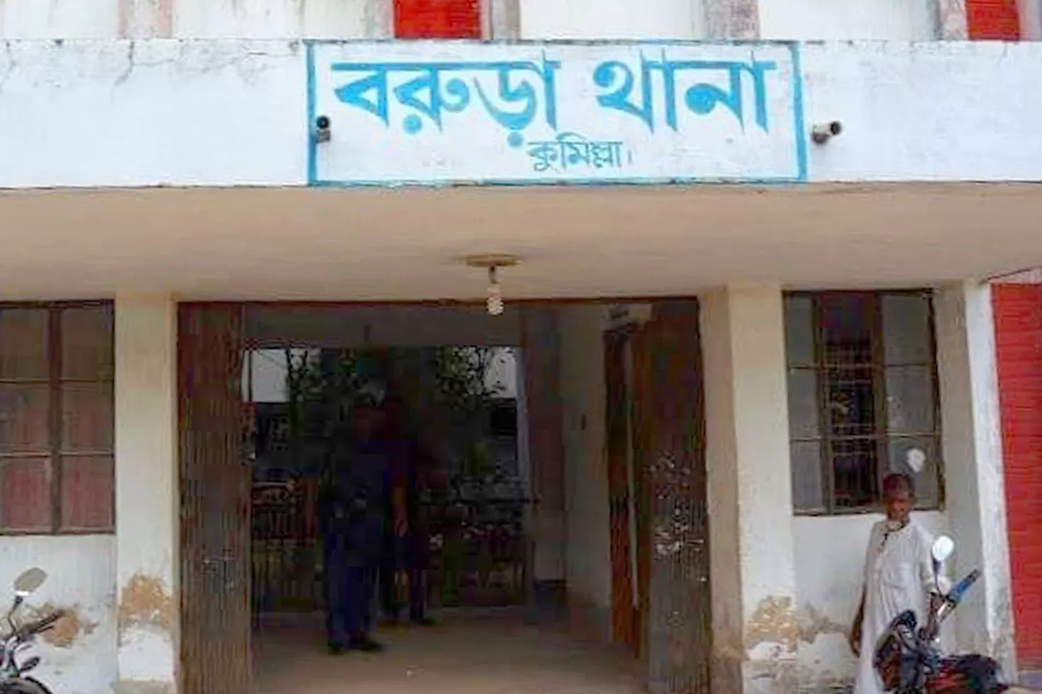 মহিলা-মাদ্রাসার-তিন-শিশুকে-ধর্ষণের-অভিযোগ