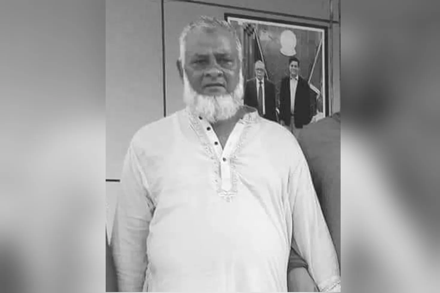 মাইক্রোর ধাক্কায় প্রাণ হারালেন বাইক-আরোহী