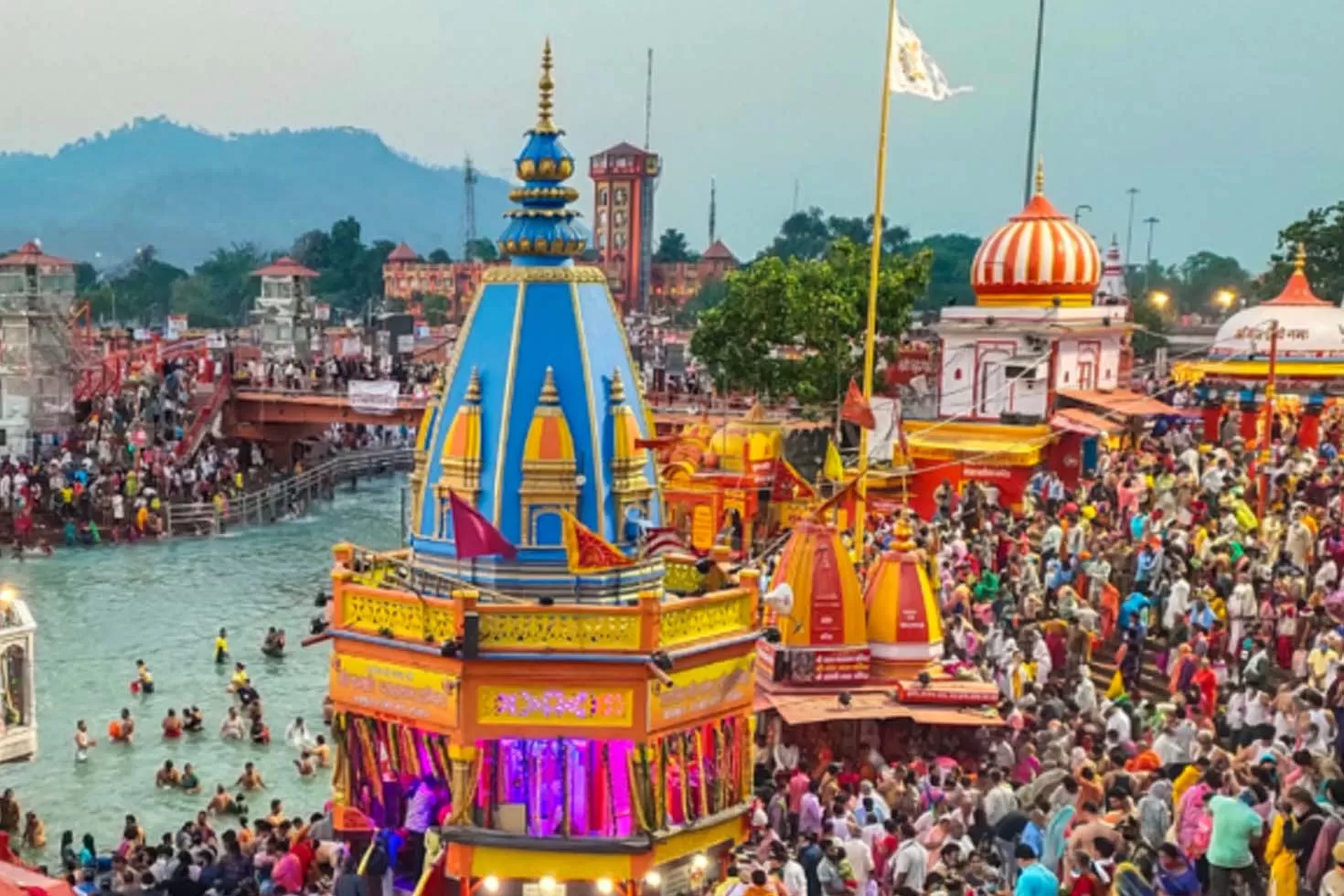কর্ণাটকে-মন্দির-মেলায়-মুসলিম-দোকানি-নিষিদ্ধ