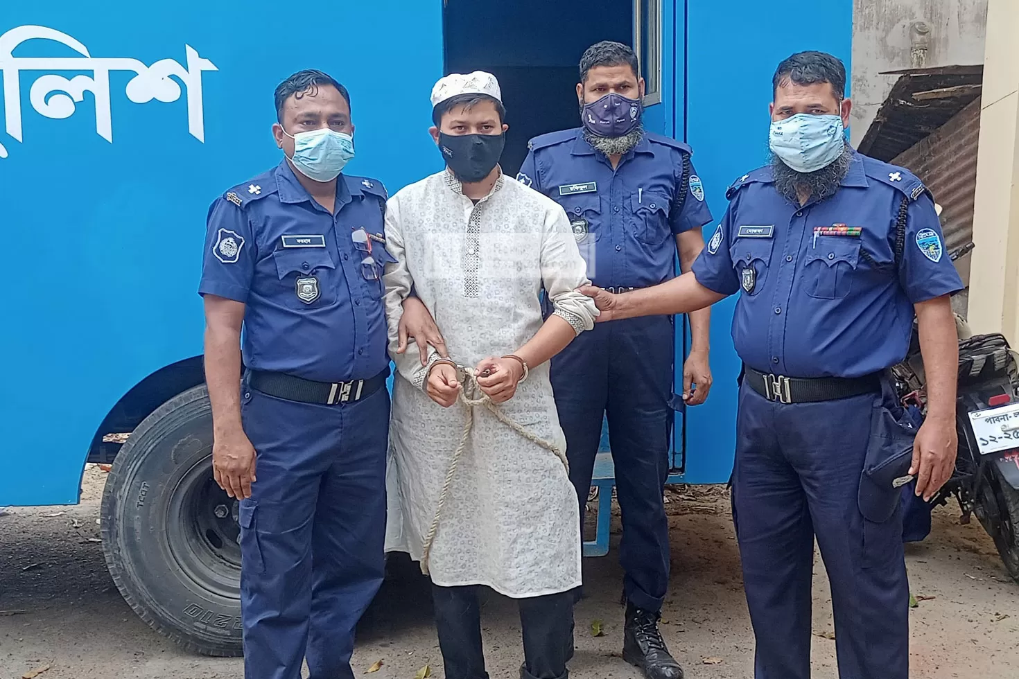 মাদ্রাসাছাত্রকে বলাৎকারের দায়ে শিক্ষকের যাবজ্জীবন