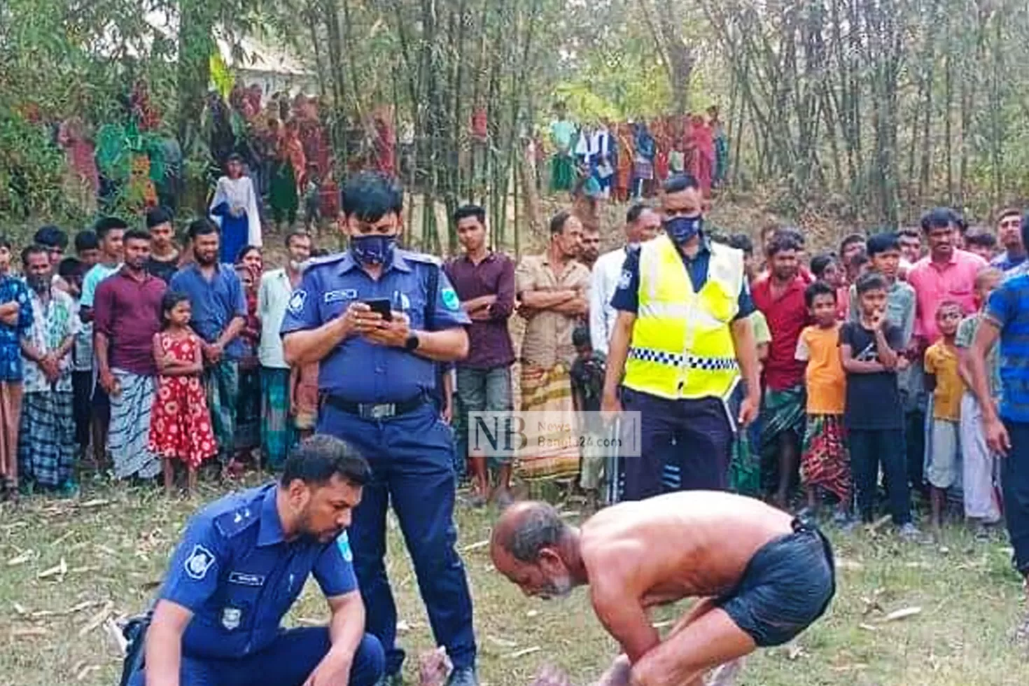 আড়িয়াল-খাঁ-নদীতে-অজ্ঞাত-ব্যক্তির-মরদেহ