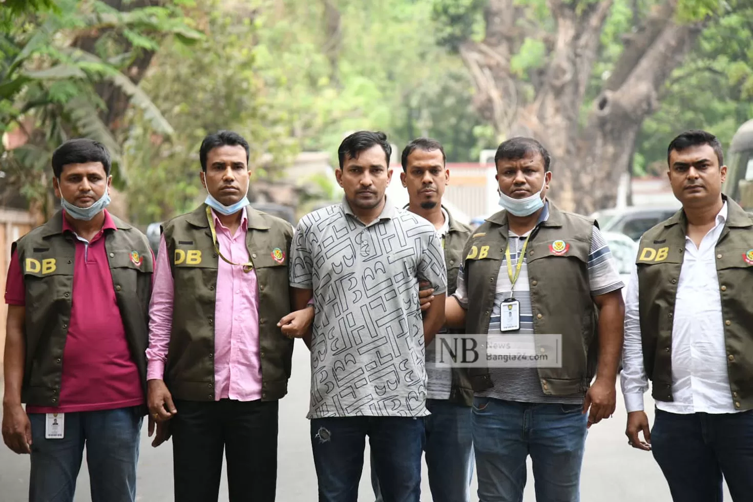 যেভাবে পুলিশের জালে ‘শ্যুটার’ মাসুম