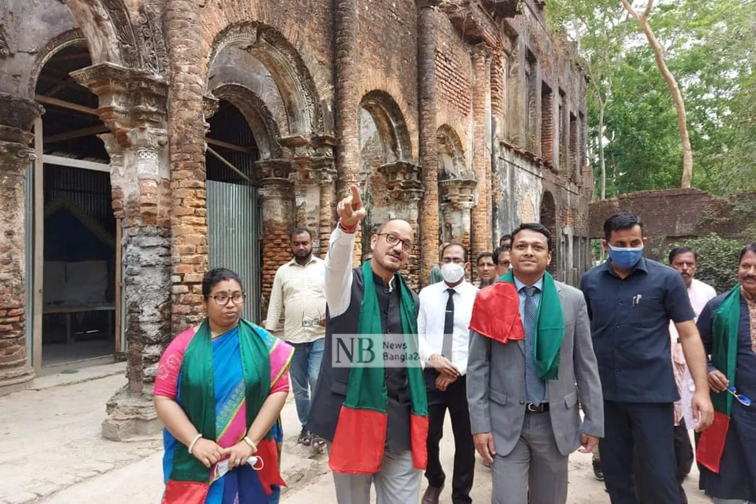 মু‌ক্তিযু‌দ্ধের স্মৃতিবিজড়িত জমিদার বাড়িতে ভারতীয় উপহাইকমিশনার