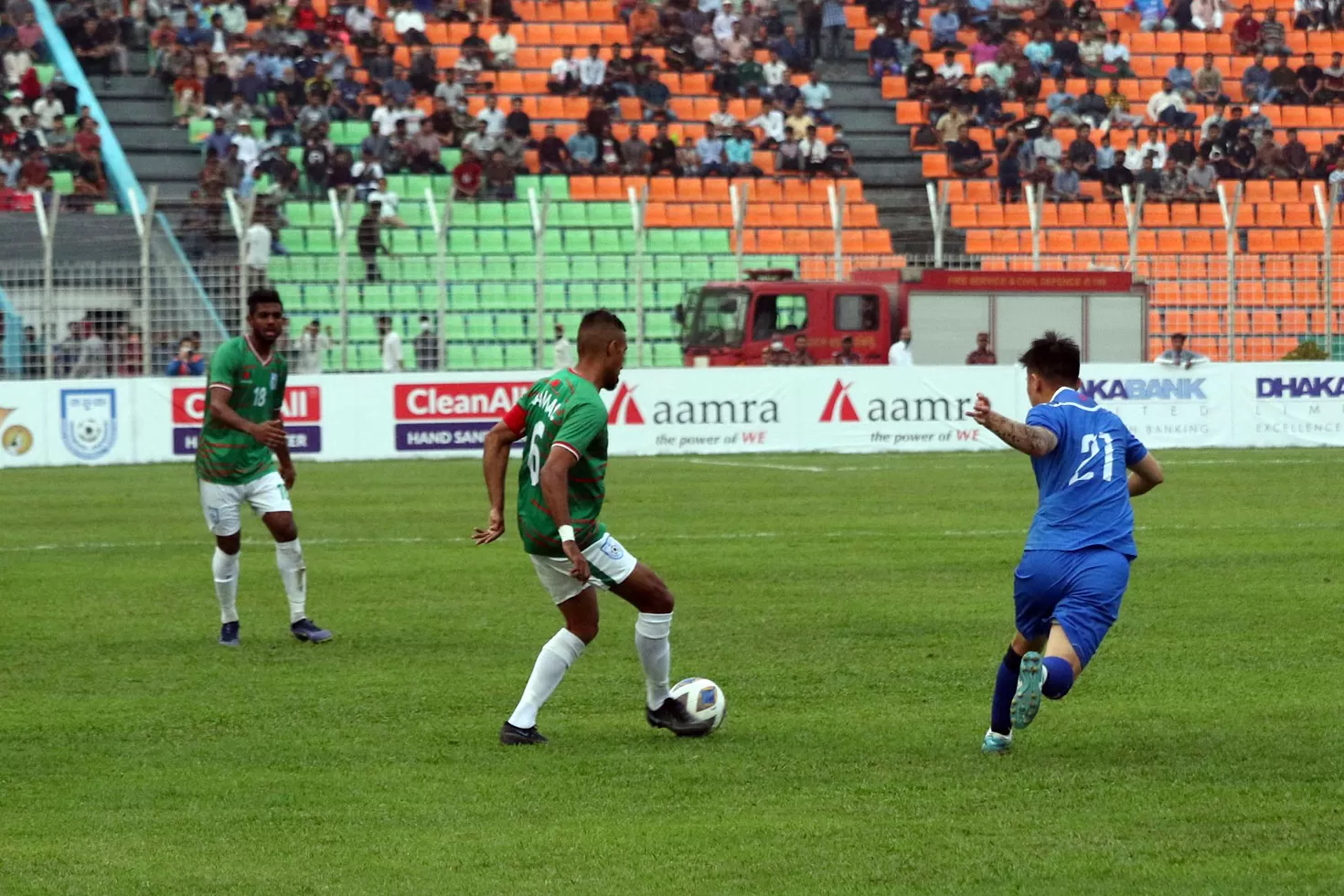 গোল মিসের মহড়ায় জয় বঞ্চিত বাংলাদেশ