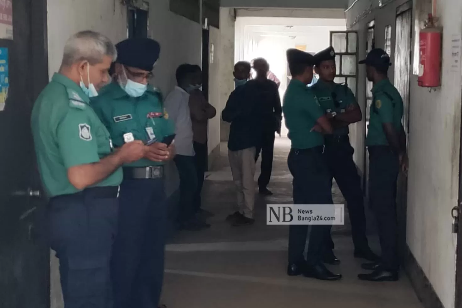 রায়ের-অপেক্ষায়-আদালতে-অনন্তের-স্বজনরা