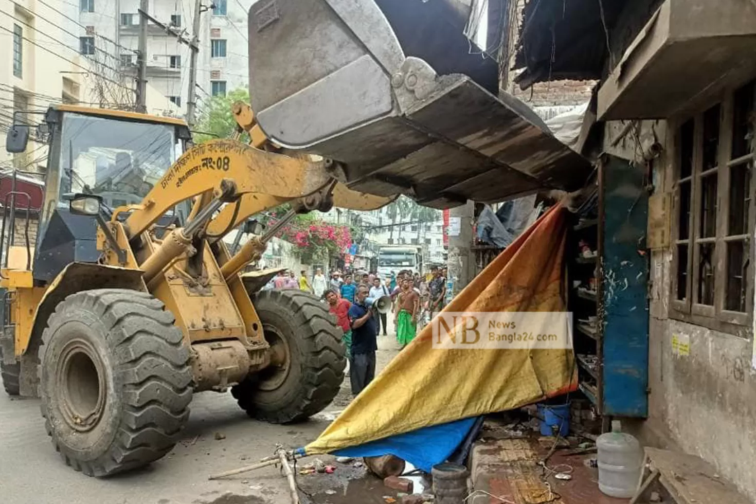 ডিএসসিসির-অভিযান-৮-দশক-পর-মাইশা-খালের-জমি-উদ্ধার