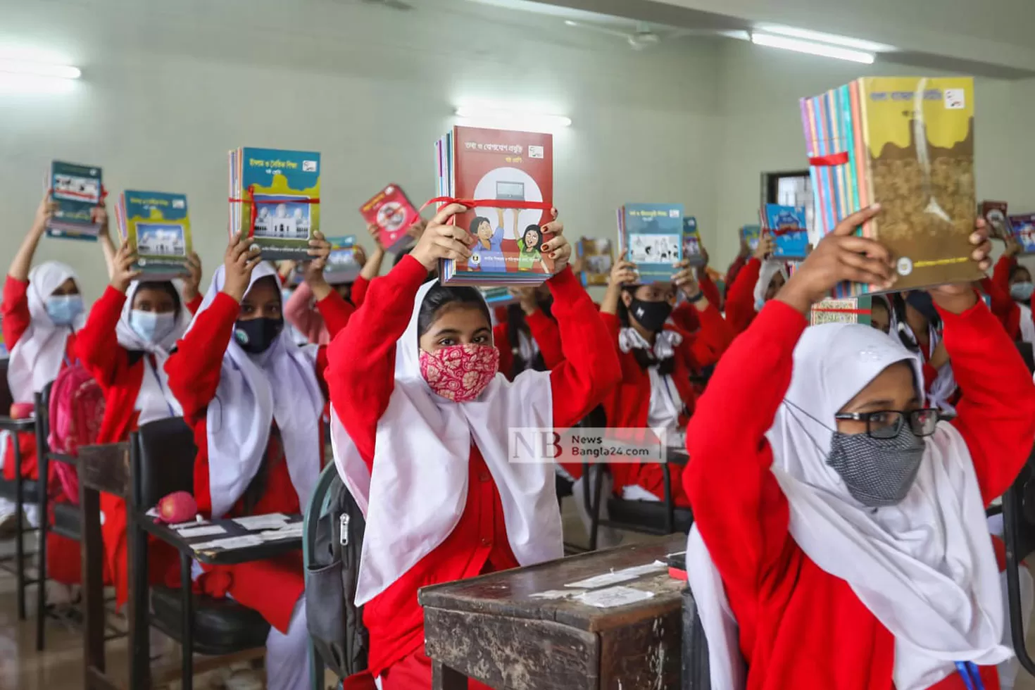 পাঠ্যবইয়ে অমুসলিমদের হেয় করার অভিযোগ কতটা সত্য?