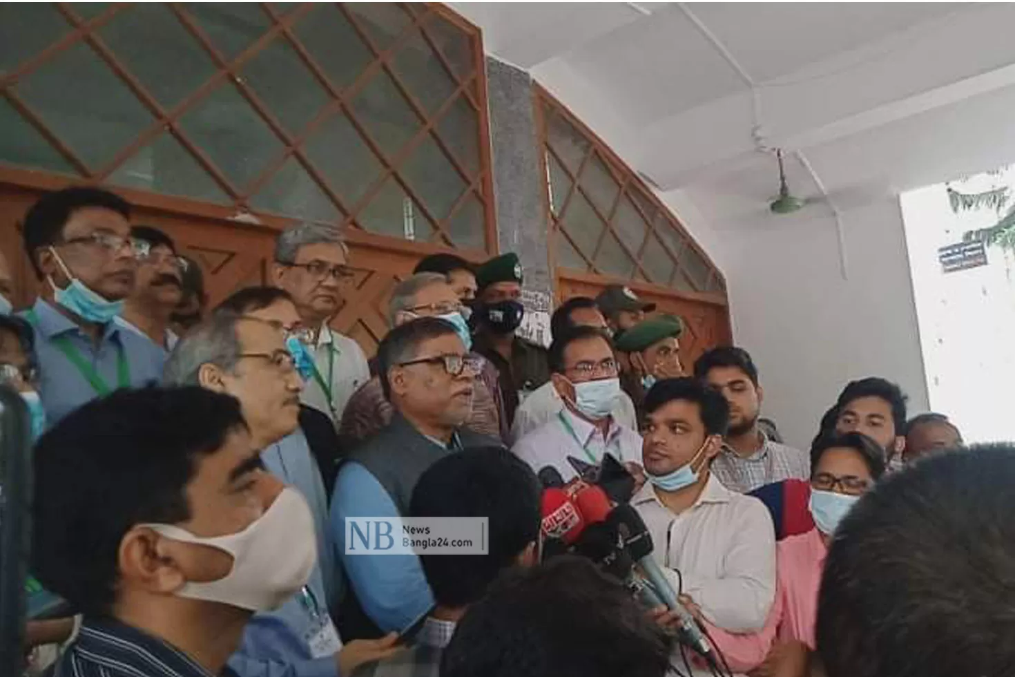 মেডিক্যালের-ভুয়া-প্রশ্নপত্র-সরবরাহের-অভিযোগে-দুজন-গ্রেপ্তার