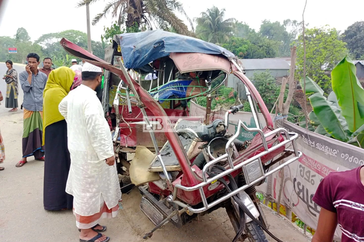 অটোরিকশায়-পিকআপচাপা-নিহত-২
