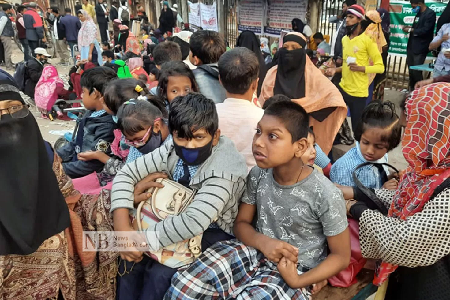 অটিজম-বৈশিষ্ট্যসম্পন্নরা-সমাজের-বোঝা-নয়