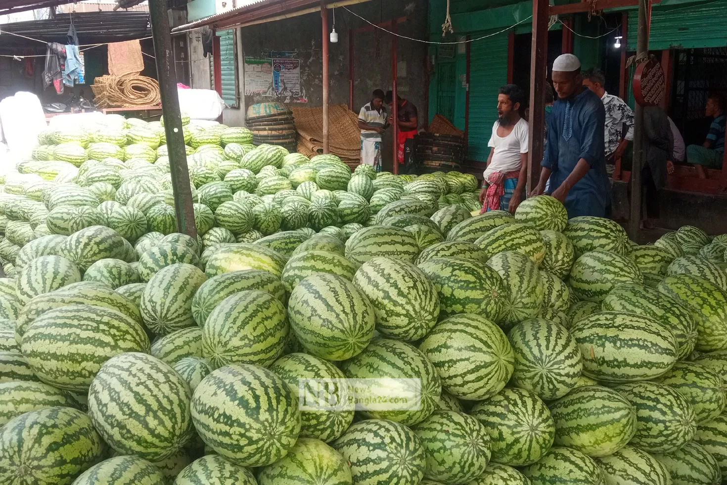 তরমুজে ঠাসা ইলিশের মোকাম