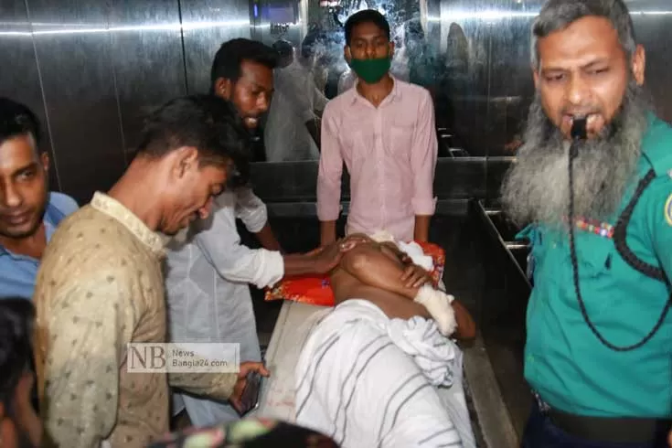 ব‌রিশা‌লে-শ্রমিক-ইউ‌নিয়‌ন-নেতাকে-কু‌পি‌য়ে-জখম