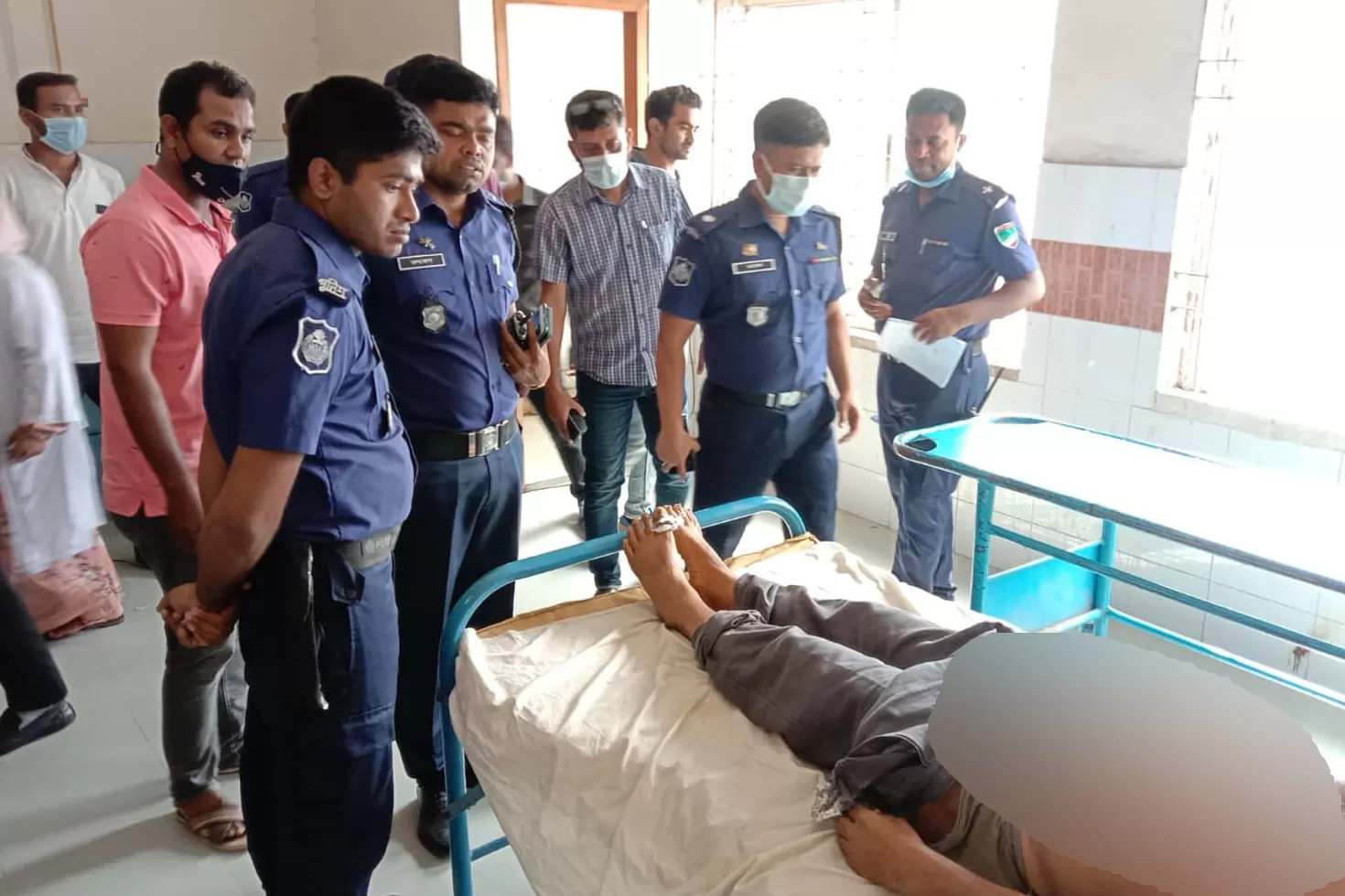 গাড়িচাপায়-পুলিশ-সদস্য-নিহত