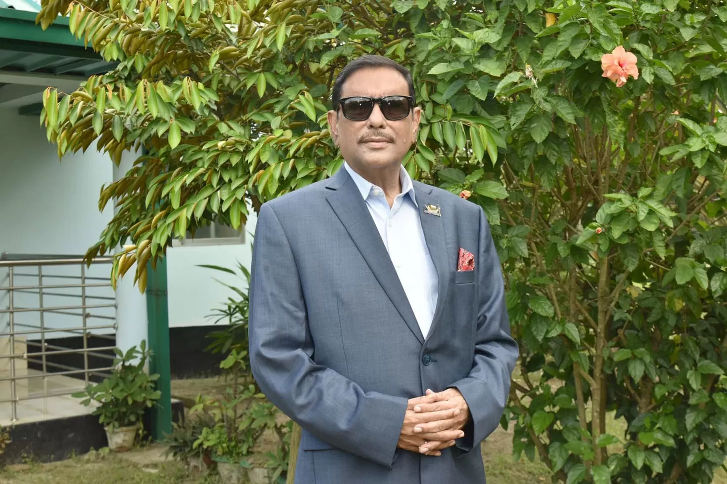 দুধ-কলা-দিয়ে-সাপ-পুষলে-ছোবল-দেবেই-কাদের