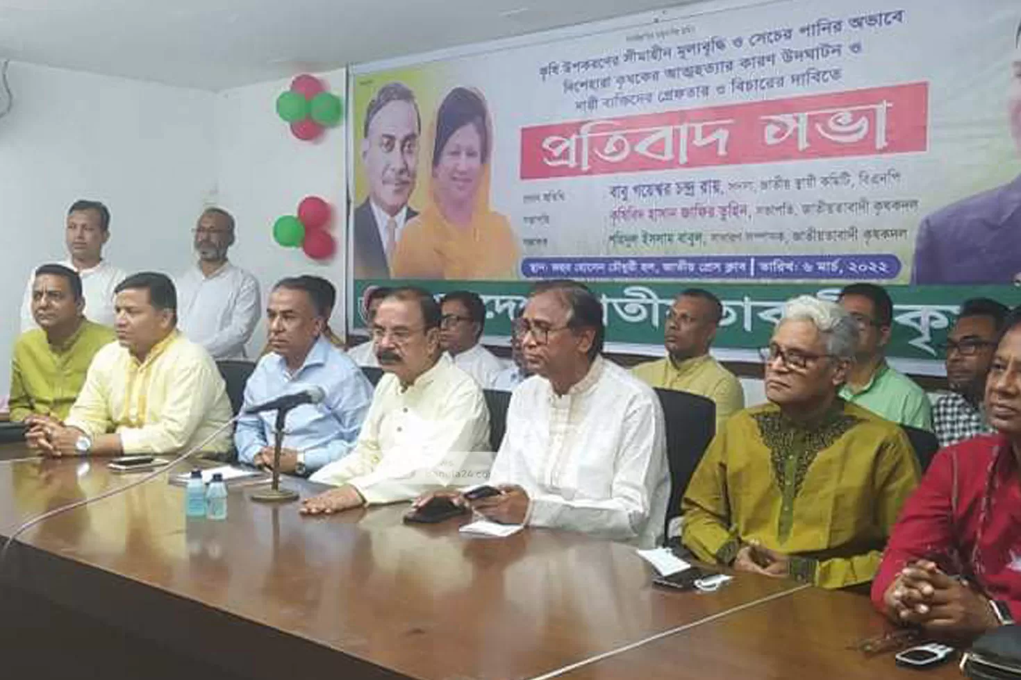 ঈদের পরে আন্দোলনের ভাবনা ছাড়তে হবে: গয়েশ্বর