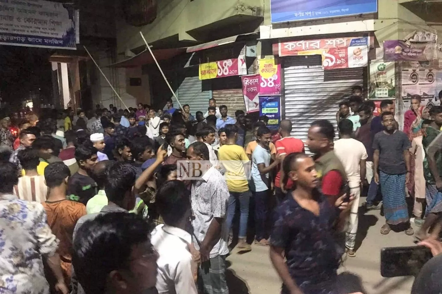 সাবেক মেয়র কামরানের বাসায় হামলা