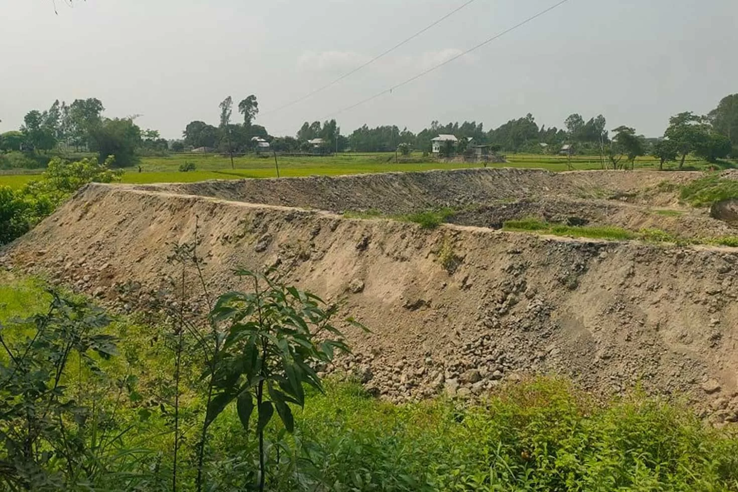 এক ইউনিয়নেই ভরাট হচ্ছে শতাধিক কৃষিজমি ও জলাশয়