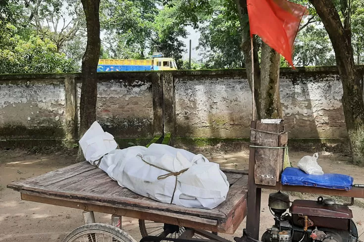 ইফতারি কিনতে গিয়ে ‘প্রতিপক্ষের’ হামলায় নিহত