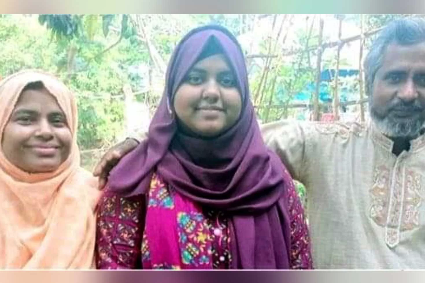 অভাবে চিকিৎসাহীন মা, মেডিক্যালে চান্স কন্যার