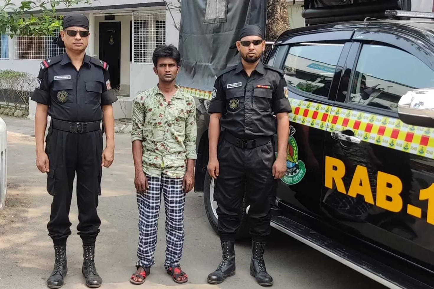 শিক্ষার্থীকে-ধর্ষণচেষ্টা-গ্রেপ্তার-যুবক