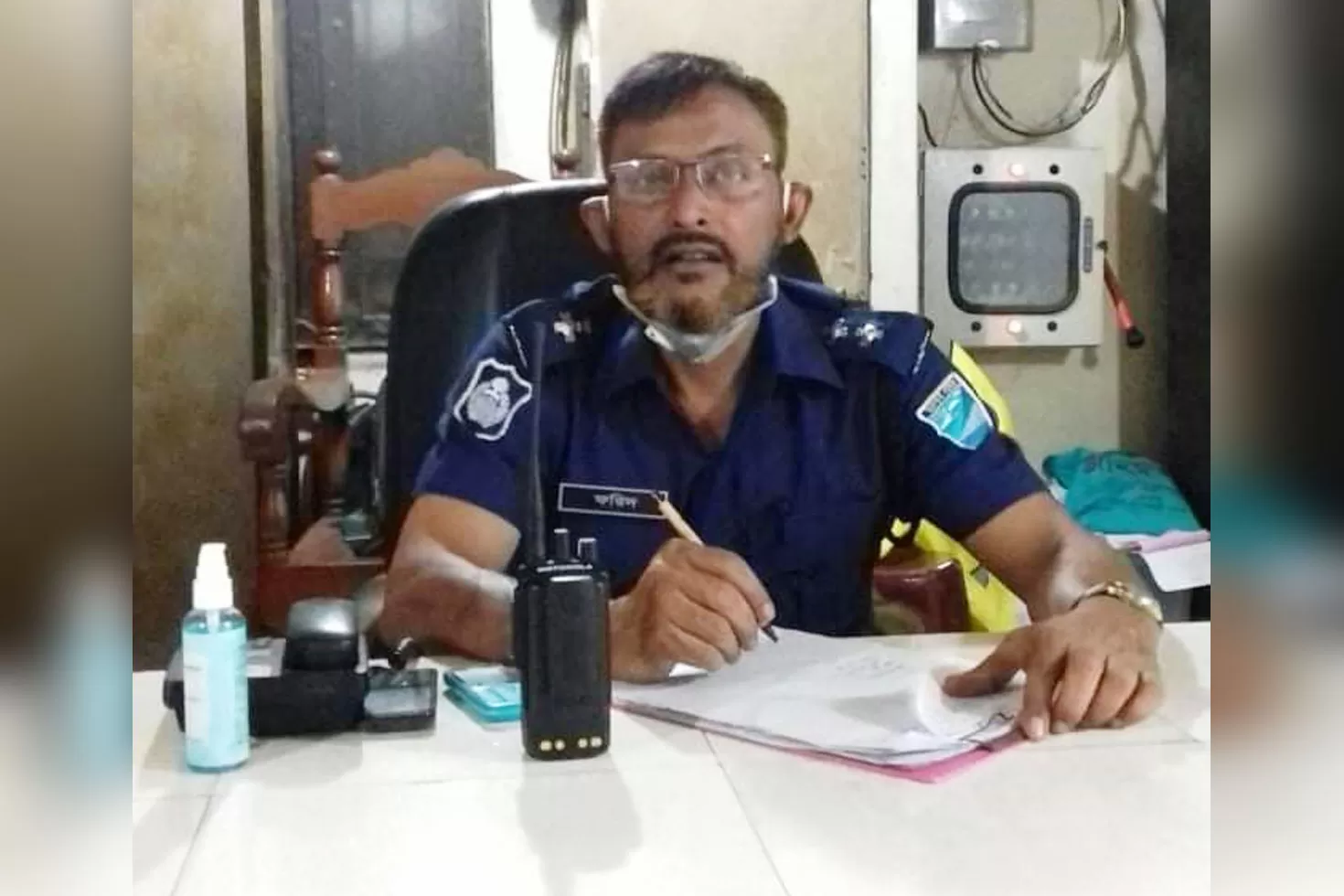 ধর্ষণের অভিযোগ মীমাংসার চেষ্টা, এসআই ক্লোজড