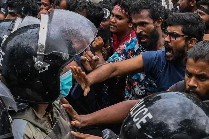 নিজেদের-ঋণখেলাপি-ঘোষণা-শ্রীলঙ্কার