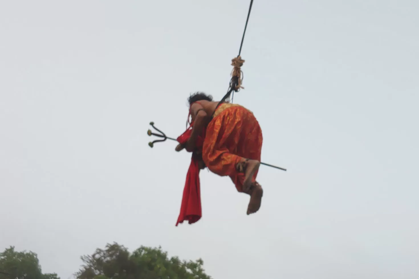 মনোবাসনা পূরণে চরক পূজায় ভক্তের ঢল