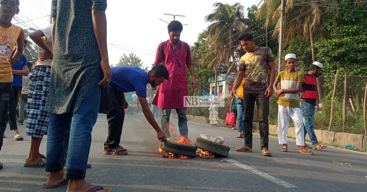 বরিশালে কাউন্সিলরের মুখোমুখি করপোরেশনের কর্মীরা, মহাসড়ক অবরোধ