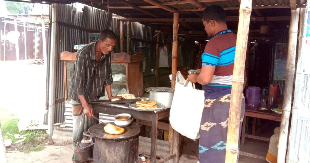 যে গ্রামে অপরাধ কম, কালেভদ্রে পুলিশ  